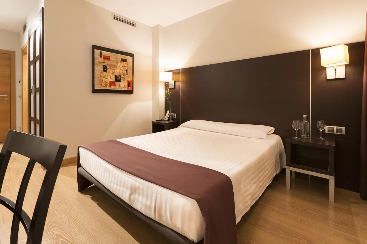 Hotel Plazaola イルルツン エクステリア 写真
