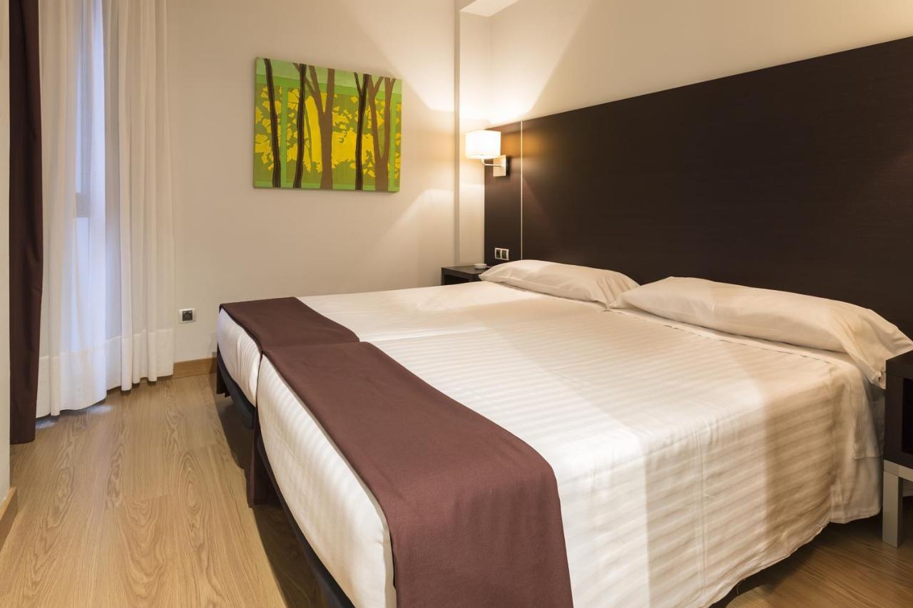Hotel Plazaola イルルツン エクステリア 写真
